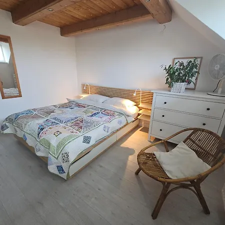 Lägenhet Gorgeous Loft In Town Centre *